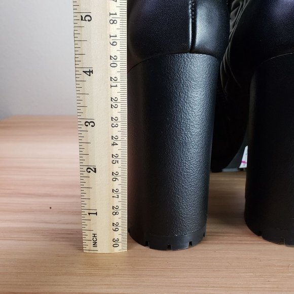 Karl Lagerfeld Black Ankle Boots - Picture 3 of 9